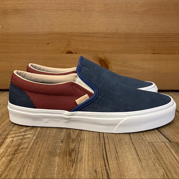 Vans Shoes - 🔷NEW🔷 VANS CLASSIC SLIP ON